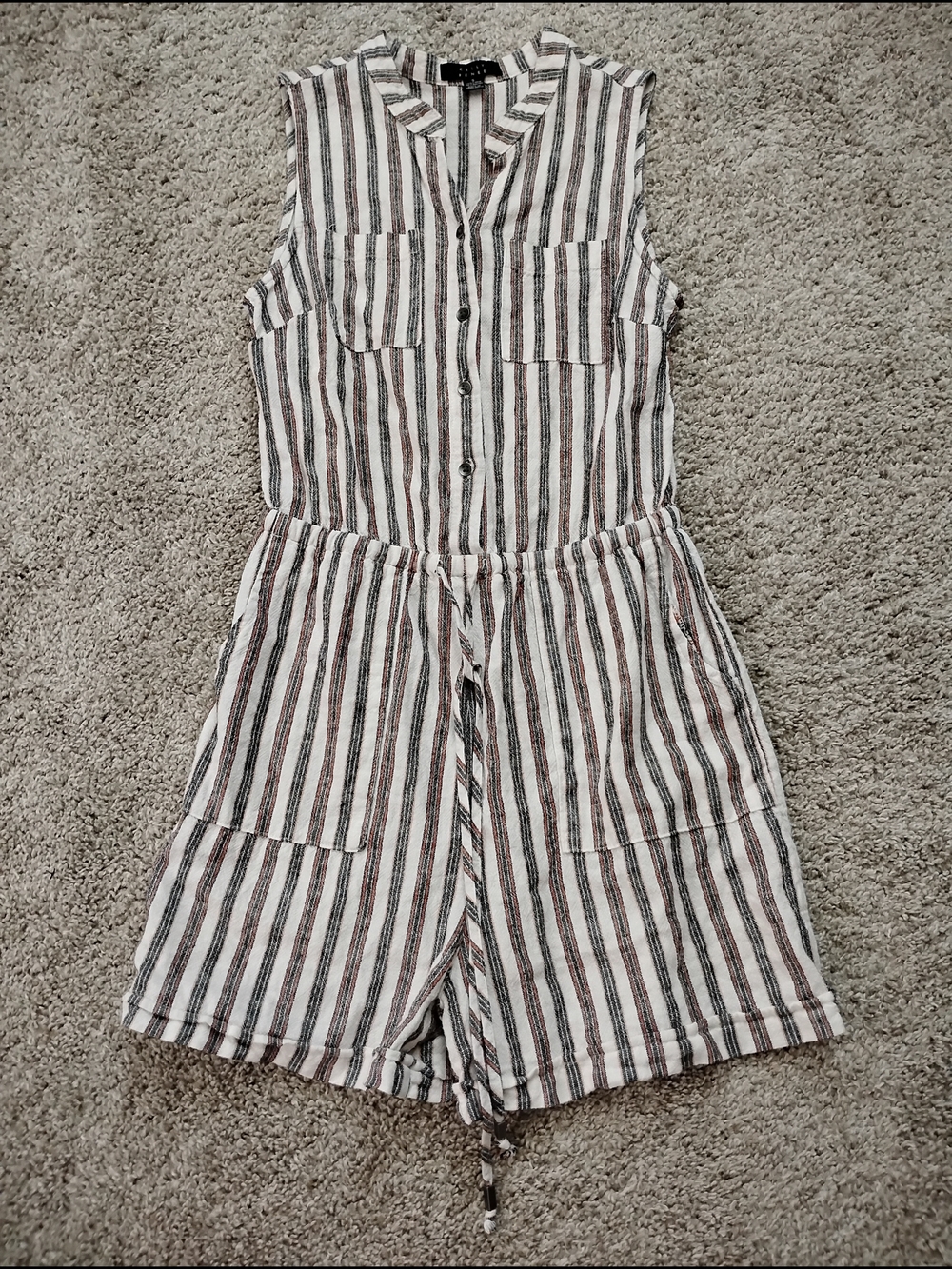 Kelly Renee Striped Linen Blend Sleeveless Button Romper in White & Oraneg Sz S